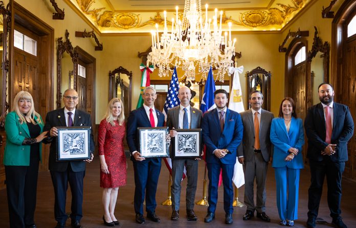 Nuevo León y el sur de Texas estrechan lazos económicos en Palacio de Gobierno