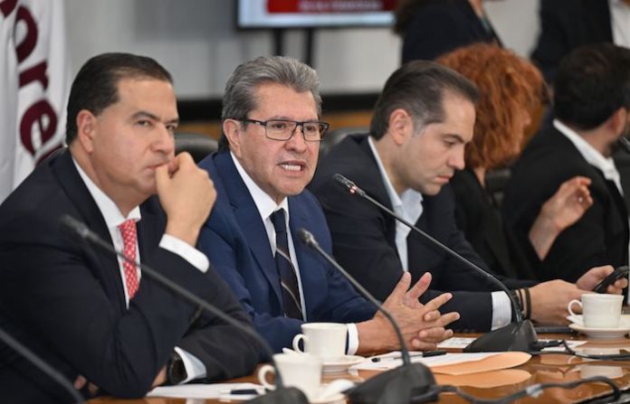 Alarma por desaparición de adolescentes vinculada a redes sociales y narcocultura: Monreal