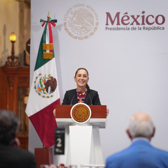Presidenta de México y Trump acuerdan mejorar el balance comercial