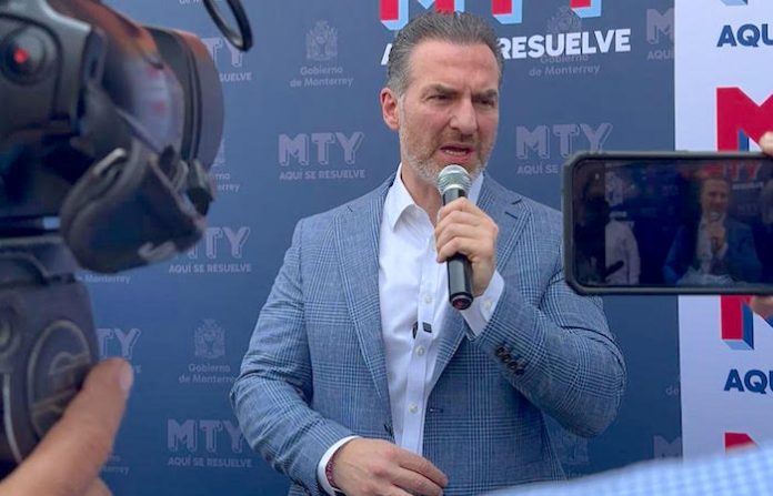 Adrián de la Garza asegura que su prioridad es Monterrey, aunque no descarta buscar la gubernatura en 2027