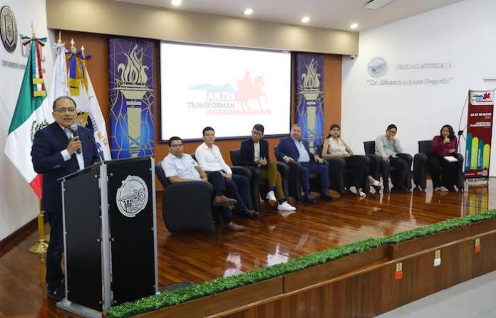 Nuevas luces sobre el legado del General Mariano Escobedo en foro estudiantil