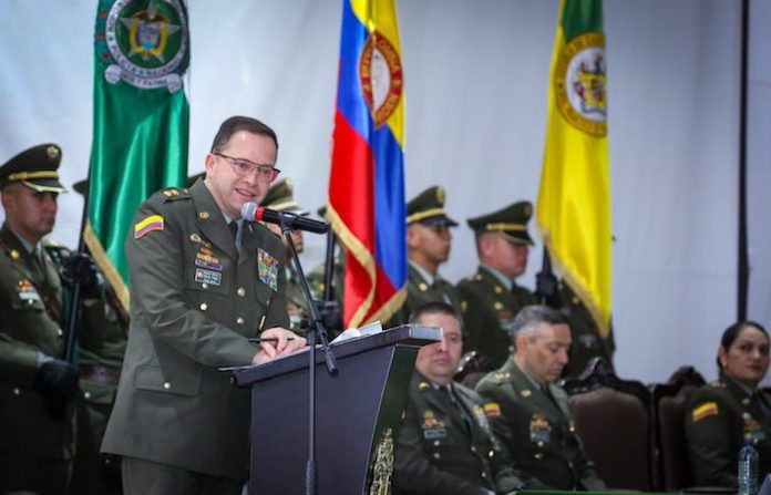Director de la Policía de Colombia es amenazado de muerte por organizaciones criminales