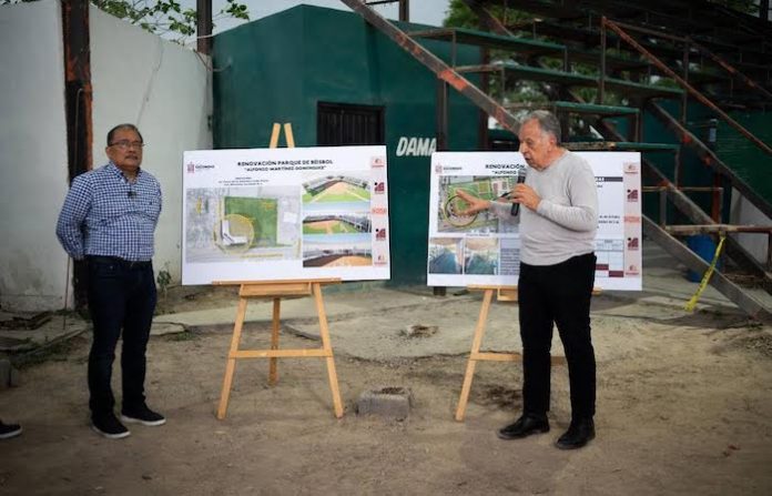 Mijes impulsa renovación de parque de béisbol en Escobedo