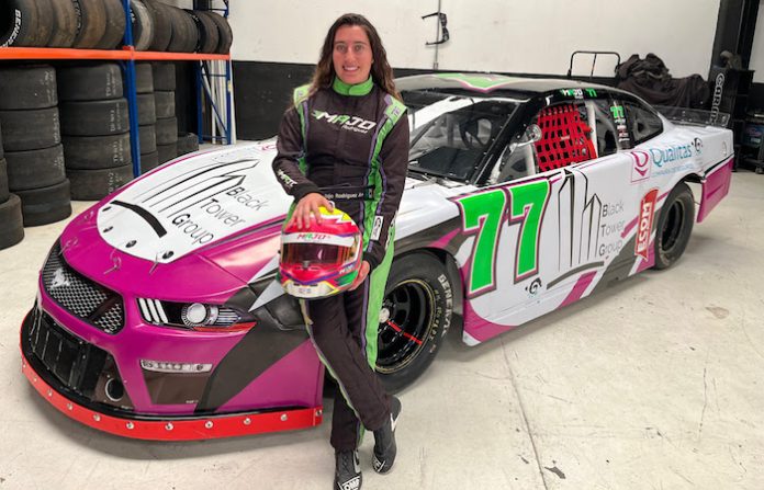 Majo Rodríguez lista para hacer historia con su debut en NASCAR México Series