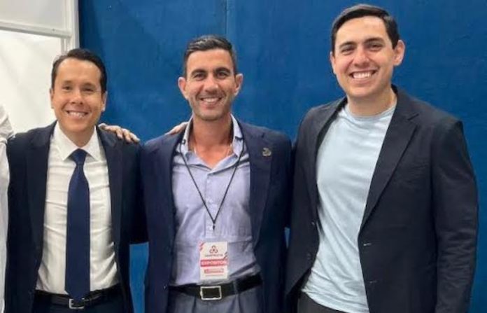 Alcaldes anuncian inversión de 2 mil 700 mdp en obra pública para 2025