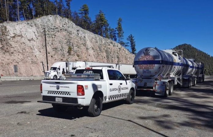 Estaos Unidos afirma que robo de combustible es la segunda fuente de ingresos del crimen en México