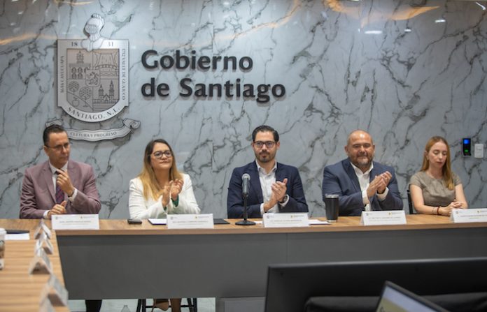 Santiago se suma a compromiso contra violencia política de género