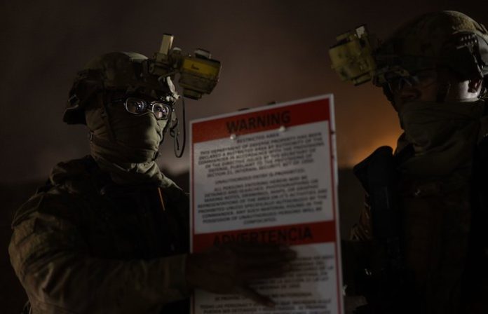 EU considera suspender recurso de hábeas corpus para impulsar las deportaciones