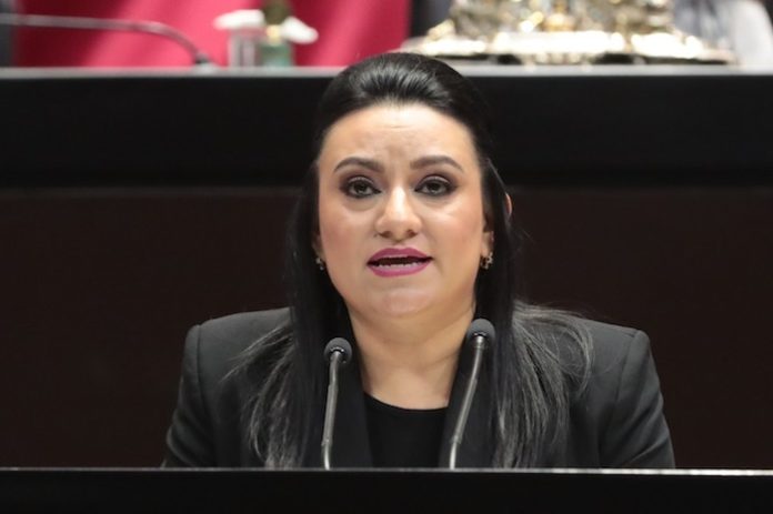 Karina Trujillo plantea reformar la Ley General de Derechos Lingüisticos de los Pueblos Indígenas