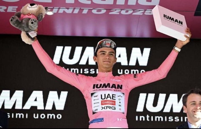 Isaac Del Toro hace historia: Primer mexicano en liderar el Giro De Italia
