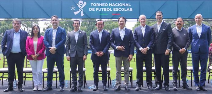 México hace historia con su primer Torneo Escolar de Fútbol Infantil