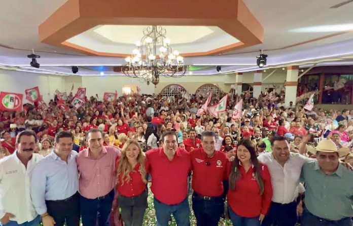 Reafirma Juárez su identidad priista con la toma de protesta de su nuevo Comité Municipal