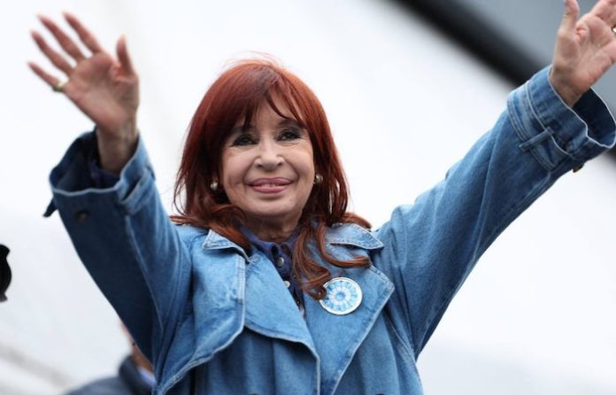 Justicia argentina concede la prisión domiciliaria a expresidenta Cristina Fernández