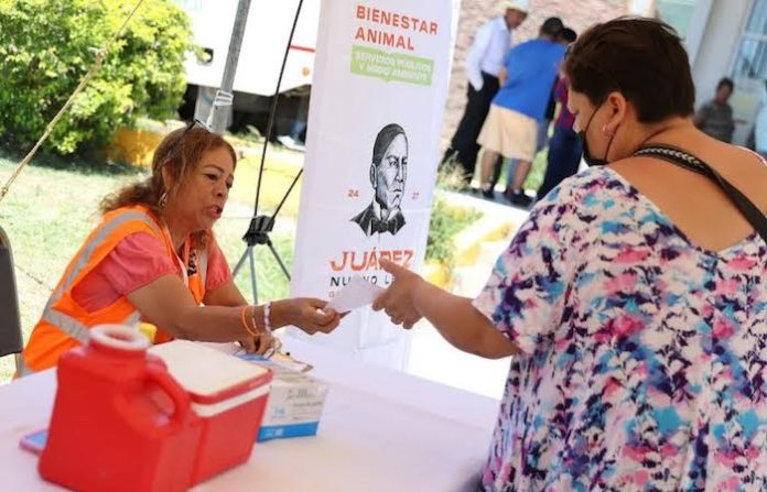 Llevan brigadas de servicios “¡A la orden!” a Santa Mónica