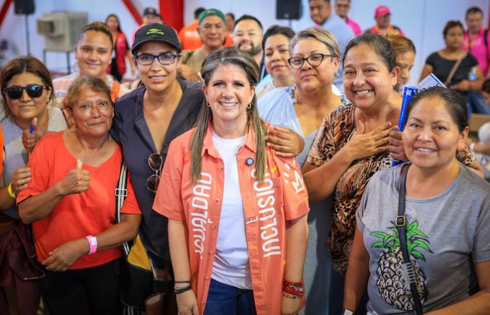 Renuevan apoyos sociales para fortalecer inclusión en Apodaca