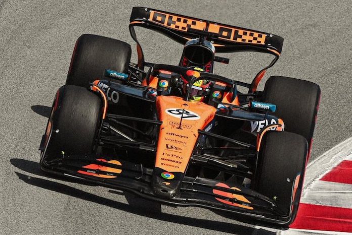 Victoria histórica de Piastri en Barcelona: Norris completa el doblete mientras Verstappen paga caro su incidente