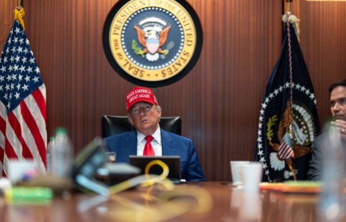 Trump sobre Irán: “¿Por qué no habría un cambio de régimen?”