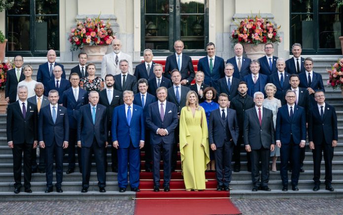 La cumbre de la OTAN comienza con la presión de Trump a los aliados europeos