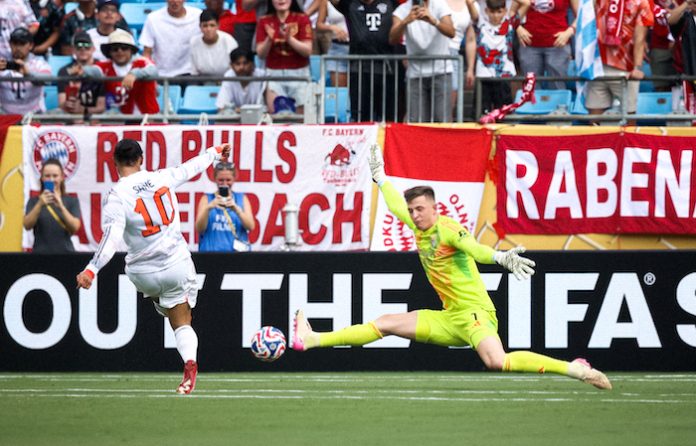 Benfica sorprende al Bayern y se queda con el liderato del Grupo C