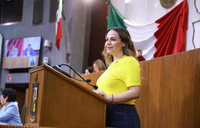 Pide Aile Tamez no eliminar pagos con tarjeta en autopistas de Nuevo León