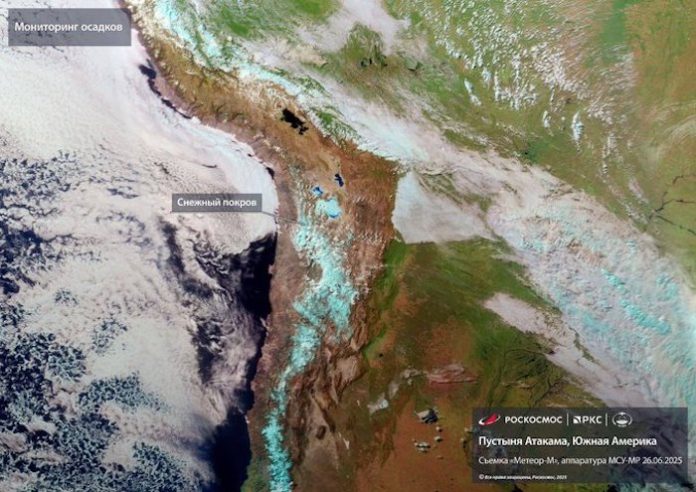 La agencia rusa Roscosmos muestra cómo se ve la nieve caída en Atacama desde la órbita