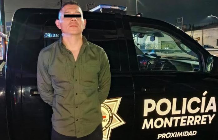 Conduce rápido, amenaza a policías y termina tras las rejas