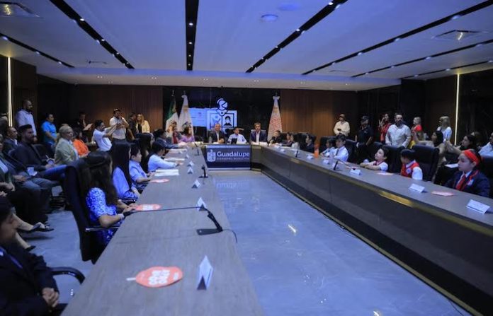 Niñas y niños participan en Cabildo Infantil de Guadalupe