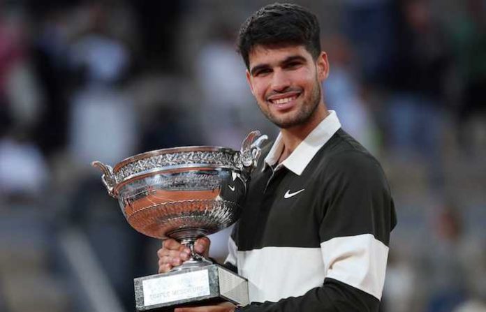 Alcaraz y Sinner protagonizan la final más intensa que Roland Garros haya visto