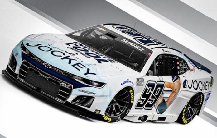 Daniel Suárez termina décimo cuarto en Michigan y está listo para México