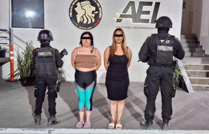 Cae par de mujeres en Anáhuac con droga y camioneta robada