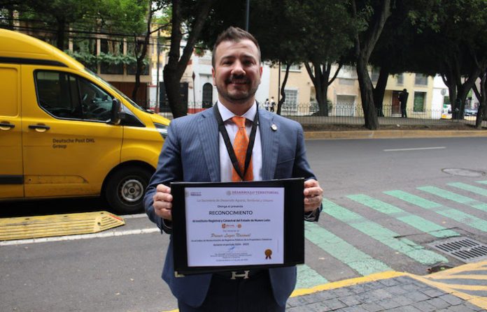 Reconocen a Nuevo León como líder nacional en modernización registral y catastral