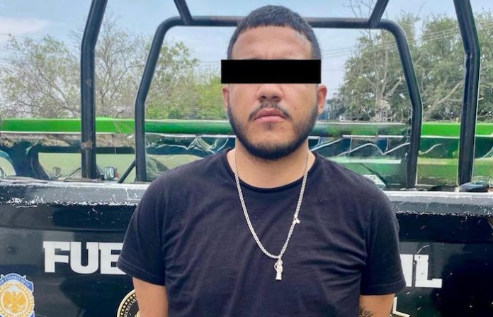 Cae en Ciénega de Flores hombre con tres órdenes de aprehensión por secuestro, robo y delitos contra la salud