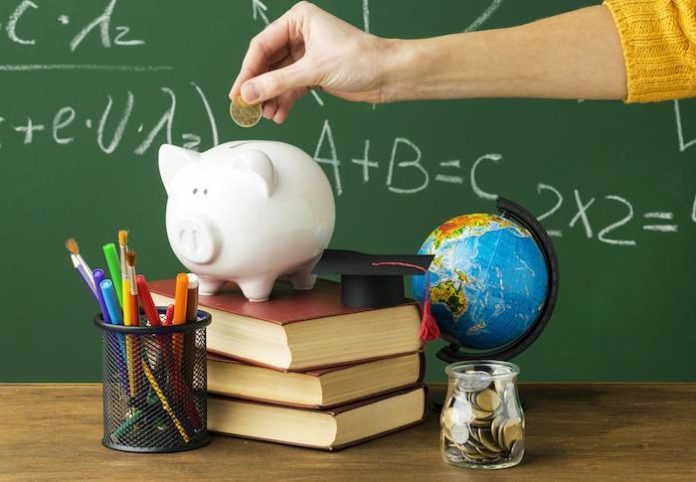 Preparar tus finanzas antes de volver a clases: la clave para un ciclo escolar sin sobresaltos