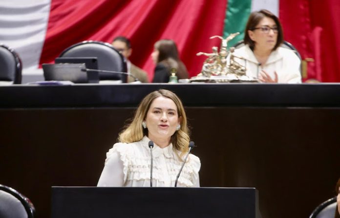 Industria petrolera en picada por deudas impagables de Pemex