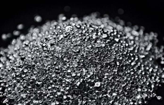 La plata en máximos de 14 años en medio de recelos a nuevos aranceles de EU