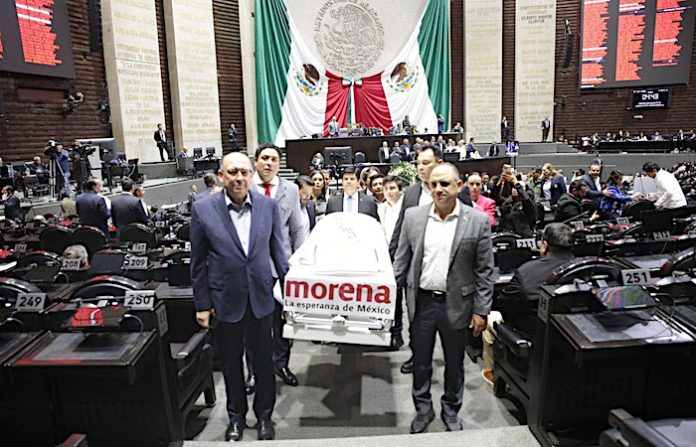 Ley de Telecomunicaciones desata alerta en el PRI: “Se muere la democracia en México”