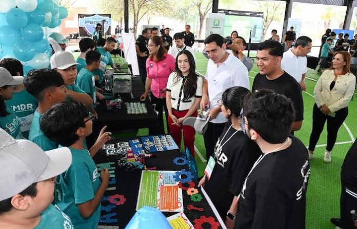 Apodaca impulsa la tecnología con su primer torneo oficial de robótica