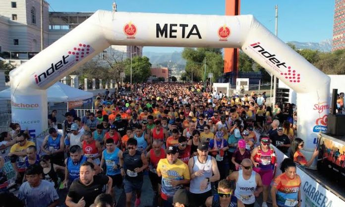 Quince años de fuerza y comunidad: más de 4 mil 500 corredores celebran el aniversario de la Carrera de la Fuerza Laboral