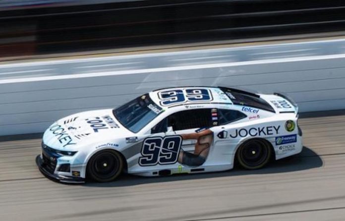 Daniel Suárez enfrenta jornada complicada en Dover y finaliza 26º tras carrera accidentada