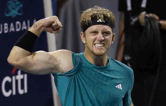 Una mágica remontada de Davidovich ante Fritz le da las SF en Washington