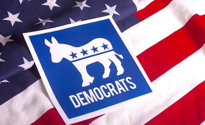 Un sondeo muestra que el Partido Demócrata registra el apoyo más bajo en 35 años
