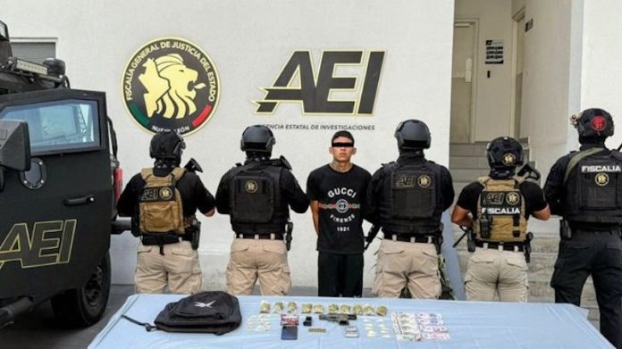 VIDEO: Benito “N”, de 18 años, es detenido en Juárez; lo acusan de asesinato a las afueras de un OXXO