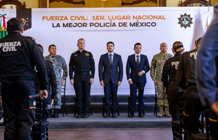 Samuel entrega reconocimientos y anuncia más inversión para la corporación