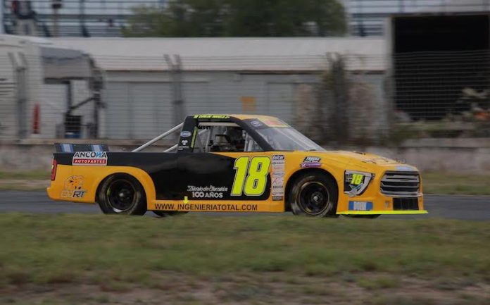 Carlos Novelo conquista la pole position en Monterrey y enciende la séptima fecha de Trucks México Series