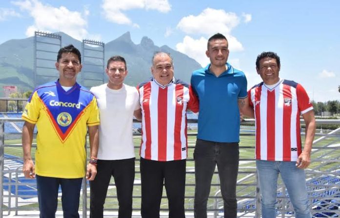 Veteranos en pie de guerra: leyendas de Tigres, Rayados, América y Chivas se preparan para revivir los clásicos