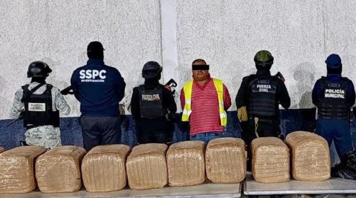 Cae sujeto en El Carmen con más de 130 kilos de marihuana