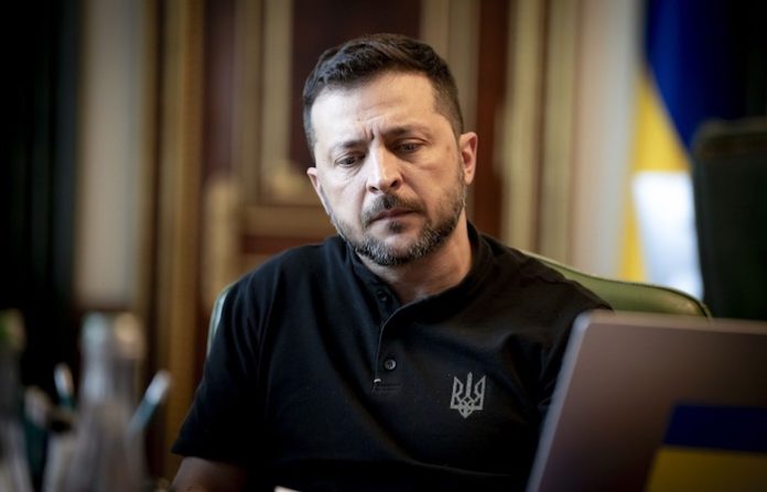 Кiev “actúa de manera desesperada” para frustrar la cumbre Putin-Trump en Alaska