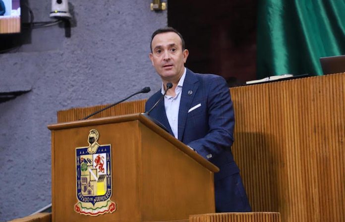 Carlos de la Fuente exige frenar aumentos en tarifas de Agua y Drenaje