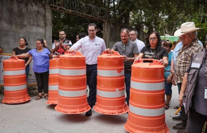Santiago avanza en pavimentación total de La Cieneguilla