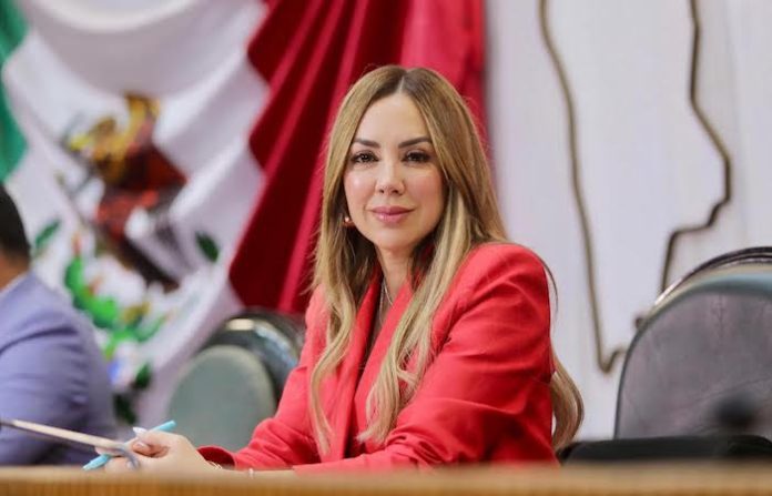 Perla Villarreal presenta ruta legislativa con énfasis en nueva Ley de Educación